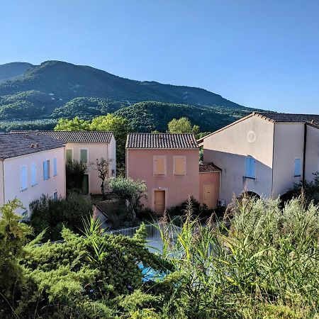 Maisonnette Dans Domaine Avec Piscine A Nyons, Pays Des Olives Exterior photo